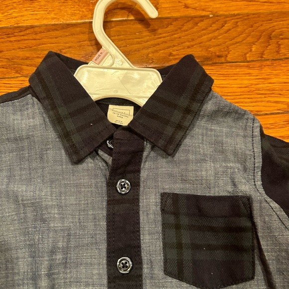 Baby boy tops bundle - Picture 6 of 9